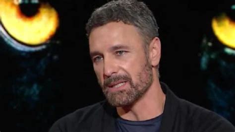 Raoul Bova è omosessuale La secca risposta dopo le insinuazioni ora