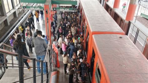 Metro CDMX Línea B del Metro registra retrasos de 40 minutos reportan