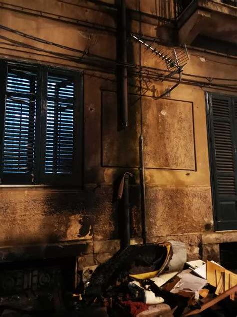 Incendio Di Rifiuti Ingombranti A Palermo Notizie Ansa It