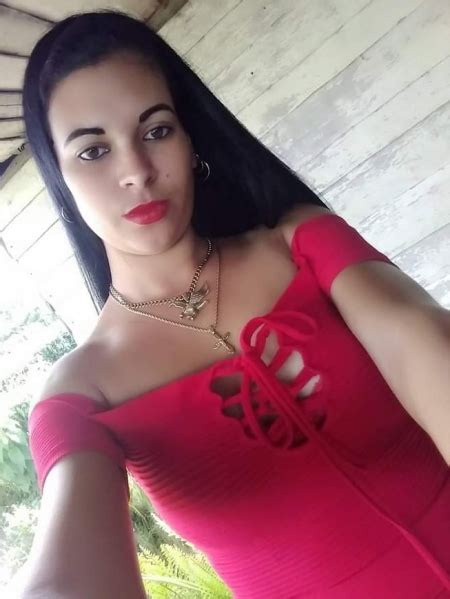 Mujer De Bells Beach United States Busca Una Pareja Estable Con Hombres