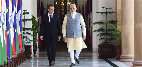 Press Statement By Pm During State Visit Of President Of France