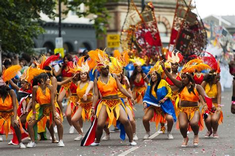 A First Timers Guide To The Notting Hill Carnival Tips And Splento