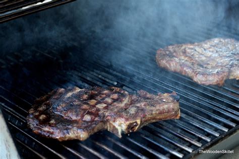 How to Grill a Perfect Steak - The Wooden Skillet