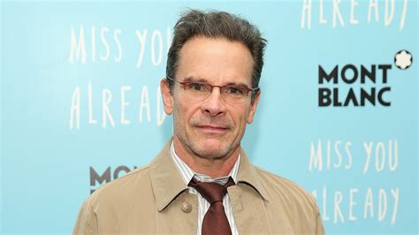 Ator Peter Scolari Morre De Doença Aos 66 Anos Loveamem