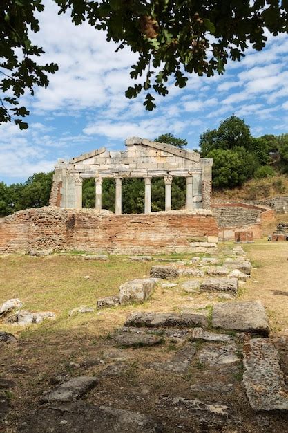 Una Vista De Un Templo En Las Ruinas De La Antigua Ciudad De Pompeya