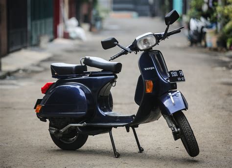 Vespa PX 150 Exclusive Vespa Klasik 2 Tahun