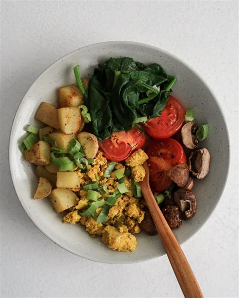 Healthy Tofu Scramble Breakfast Bowl Sarahs Vegan Guide Tofu Scramble Tofu Scramble