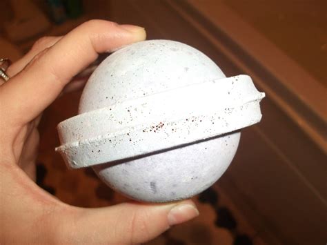 Abbroseee: Lush Space Girl Bath Bomb