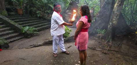 Cuál es la principal actividad economica de Catemaco Brujos de