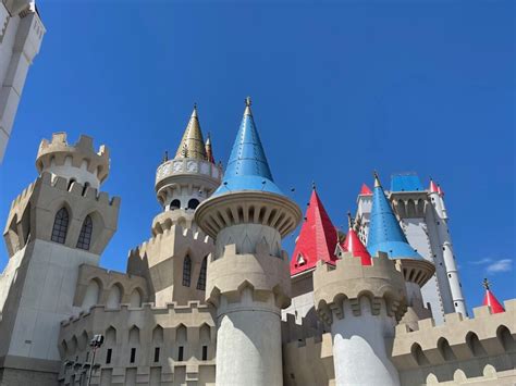 Review: Excalibur Hotel & Casino Las Vegas - Live and Let's Fly