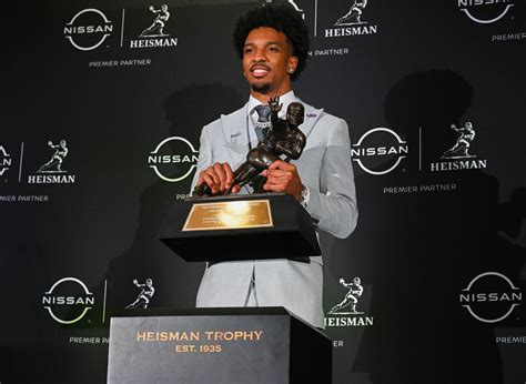 Jayden Daniels Of Lsu Wins 2023 Heisman Trophy Heisman