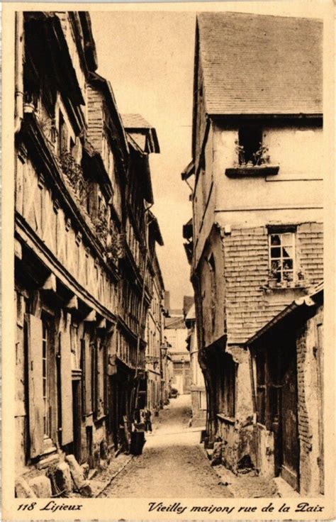 Lisieux Vieilles maisons rue de la Paix France à Lisieux Cartorum