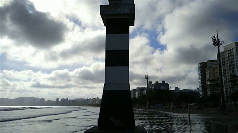 Canal Em Santos Transbordando Na Ressaca De Domingo No Litoral