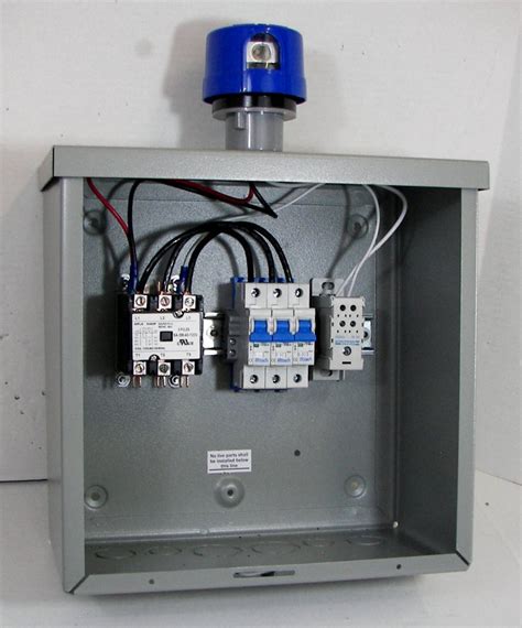 Lighting Control Contactor Panel With Standard Twist Lock Photocell