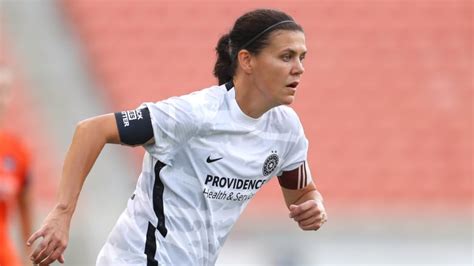 Christine Sinclair reaches historic goal-scoring mark as Thorns kick ...