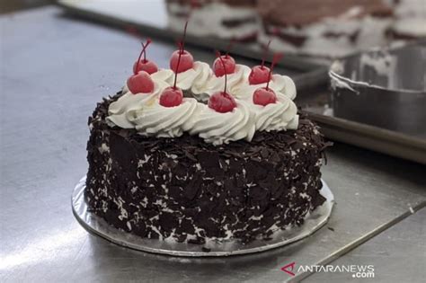 Kisah Di Balik Kue Black Forest Legendaris Dari Jakarta ANTARA News Papua