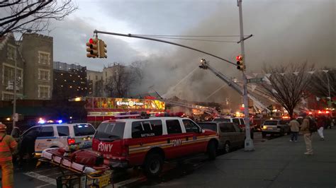 4 Businesses Damaged In 5 Alarm Bronx Blaze Fdny Rbronx