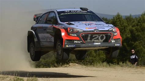 Rallye WRC Italie 2016 la victoire pour Neuville Ogier troisième