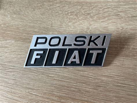 Emblemat Znaczek POLSKI FIAT 126p Maluch FL ST 12450996779