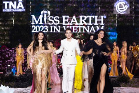 Finalis Paling Standout Di Fashion Show Miss Earth