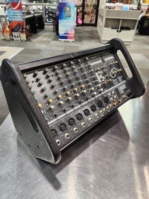 Gear Hunter | Yorkville Sound Powered Mixer M810