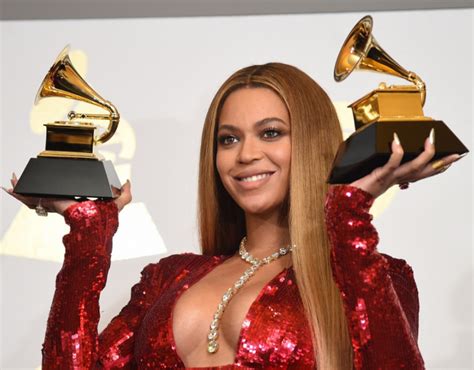 Beyonc Se Convierte En La Artista Con M S Grammys De La Historia