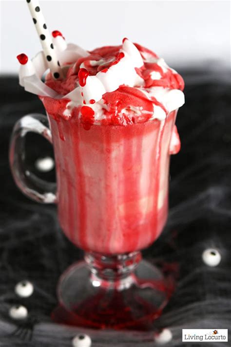 25 Easy Halloween Cocktails & Drinks - Recipes for Halloween Drink Ideas