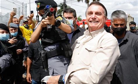 Decisão Judicial Anula Multa De R 370 Mil A Jair Bolsonaro Por Não