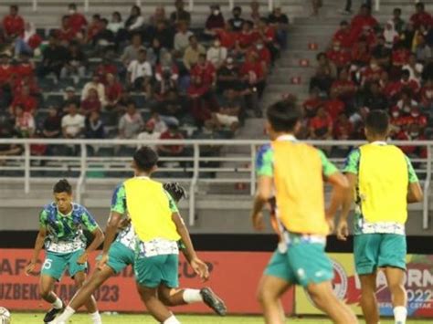 Pelatih Timnas Vietnam U 20 Ungkap Penyebab Turunkan Pemain Cadangan