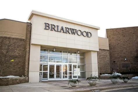 Inside Briarwood Mall: Retail Gem In Ann Arbor, MI - BestAttractions