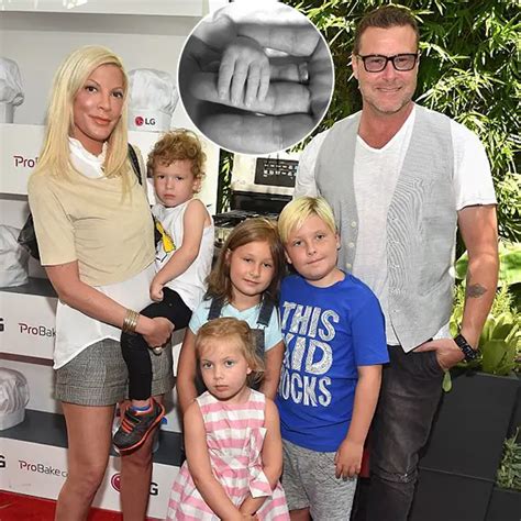 Actor Dean Mcdermotts Wife Tori Spelling Welcomes Fifth Baby Adding