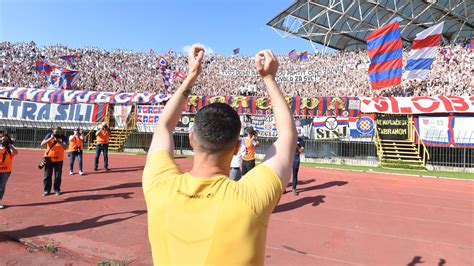 Slobodna Dalmacija Suba I Nam U Njema Koj Otkrio Tko Je Birao