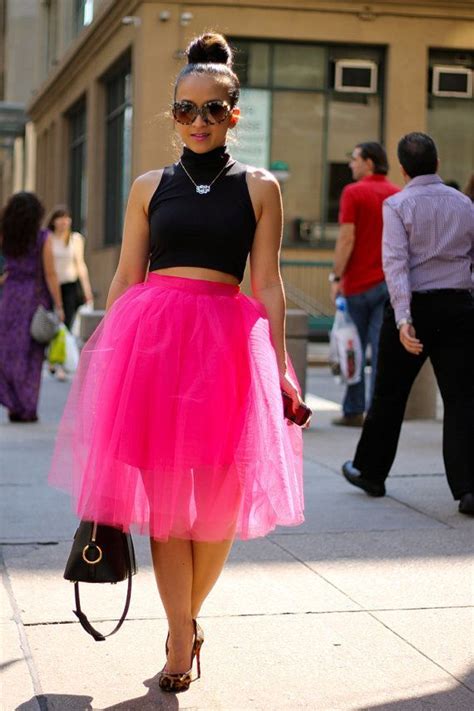 Outfits With Pink Skirts 35 Ways To Style Hot Pink Skirts Hot Pink