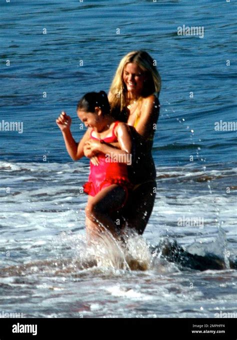 Brooklyn Decker Bikini Hi Res Stock Photography And Images Alamy