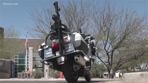 Tempe Police Officers Turn Heads With Ar 15s Strapped To Their