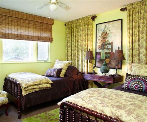 27 Gorgeous Ways To Decorate With Green Guest Room Decor Bedroom