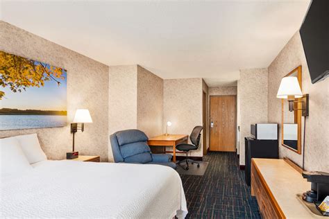 Days Inn by Wyndham Hurley | Hurley, WI Hotels