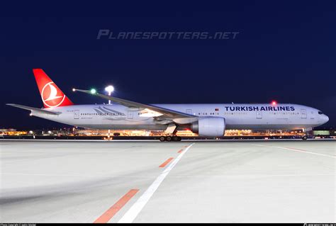 TC LJA Turkish Airlines Boeing 777 3F2ER Photo by Justin Stöckel ID