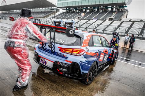 Index Michelisz Norbert Szezonbeli Negyedik Futamgy Zelm T Hoz Wtcr