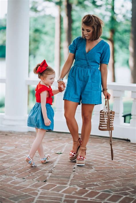 The Best Way To Wear Chambray Mommy Daughter Outfits Mother Daughter