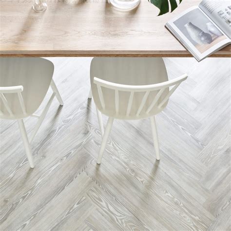 Buy Amtico Spacia White Ash Herringbone Best Price Vincent Flooring