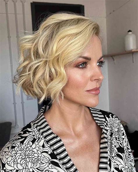 31 Perfect Chin Length Bobs For Fine Hair To Look Less Flat