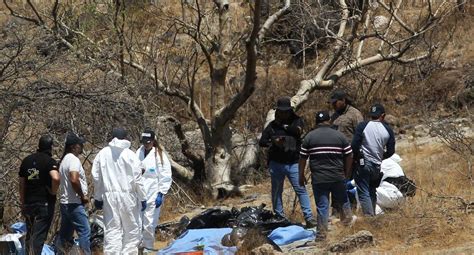 M Xico Hallan Al Menos Bolsas Con Restos Humanos En Estado