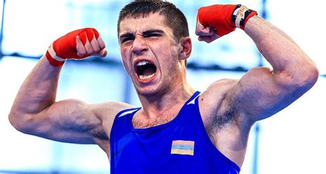 Erik Israelyan Arm Nie Sacr Champion Du Monde Junior De Boxe