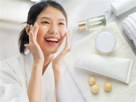 Jangan Sampai Salah Beginilah Urutan Memakai Skincare Yang Benar Agar