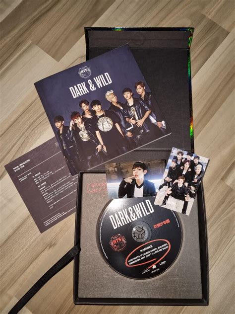 OFFICIAL BTS Dark And Wild Album With Taehyung V And Group Photocard