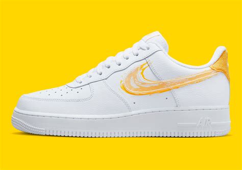 Nike Air Force 1 Low Brushstroke Yellow Dx2646 100