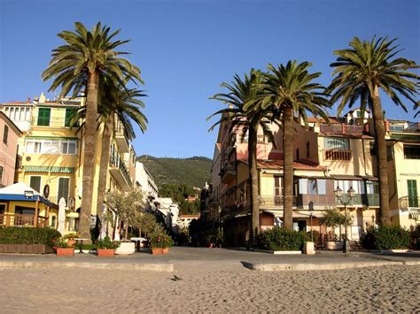 San Remo Pictures | Photo Gallery of San Remo - High-Quality Collection