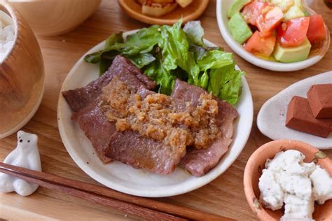 牛肉のおろしポン酢ソース【平日の時短ごはんレシピ】 ゆり子のおいしい暮らし