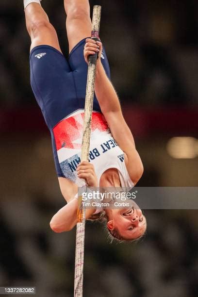 Holly Bradshaw Pole Vaulter Photos And Premium High Res Pictures